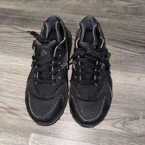 Nike Air Huarache 6.5Y‎ Black Sneakers Running Shoes Streetwear Retro